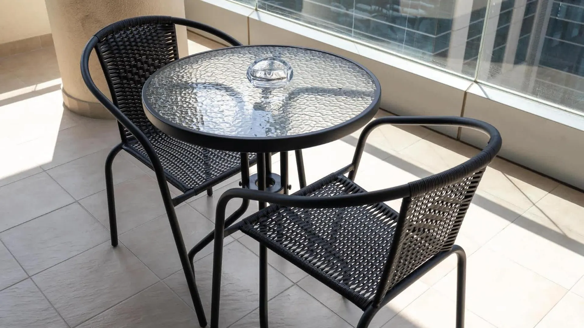 Glorious Studio With Easy City Access In Bay Square 9, Business Bay Dubai