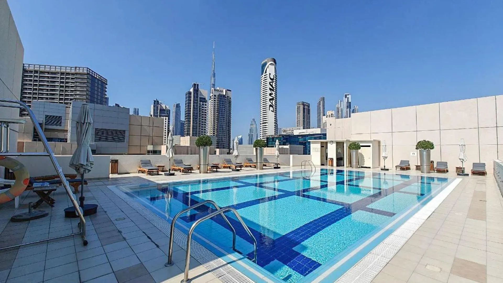 Apartment Glorious Studio With Easy City Access In Bay Square 9, Business Bay Dubai United Arab Emirates