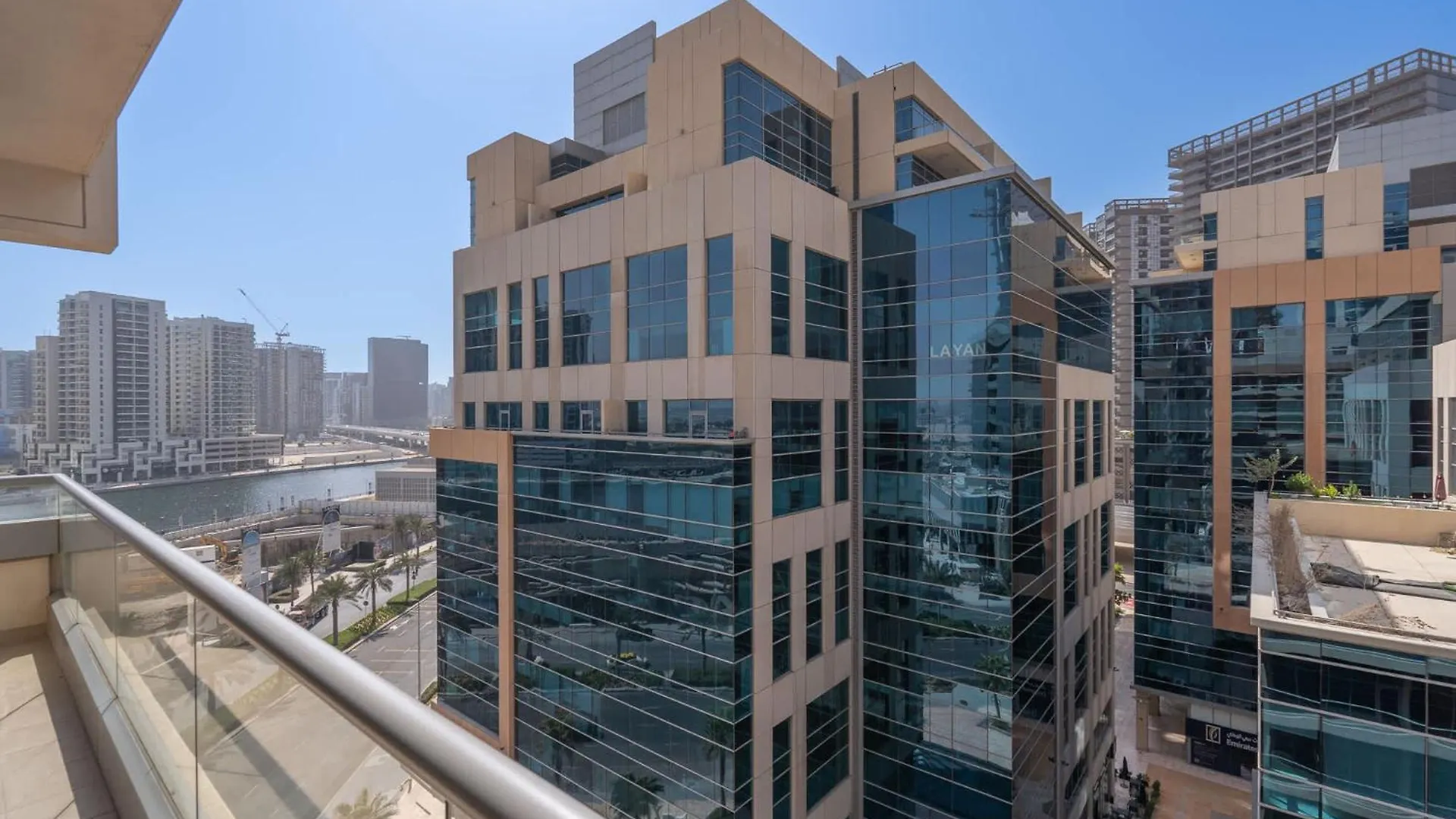 Glorious Studio With Easy City Access In Bay Square 9, Business Bay Dubai 0*,
