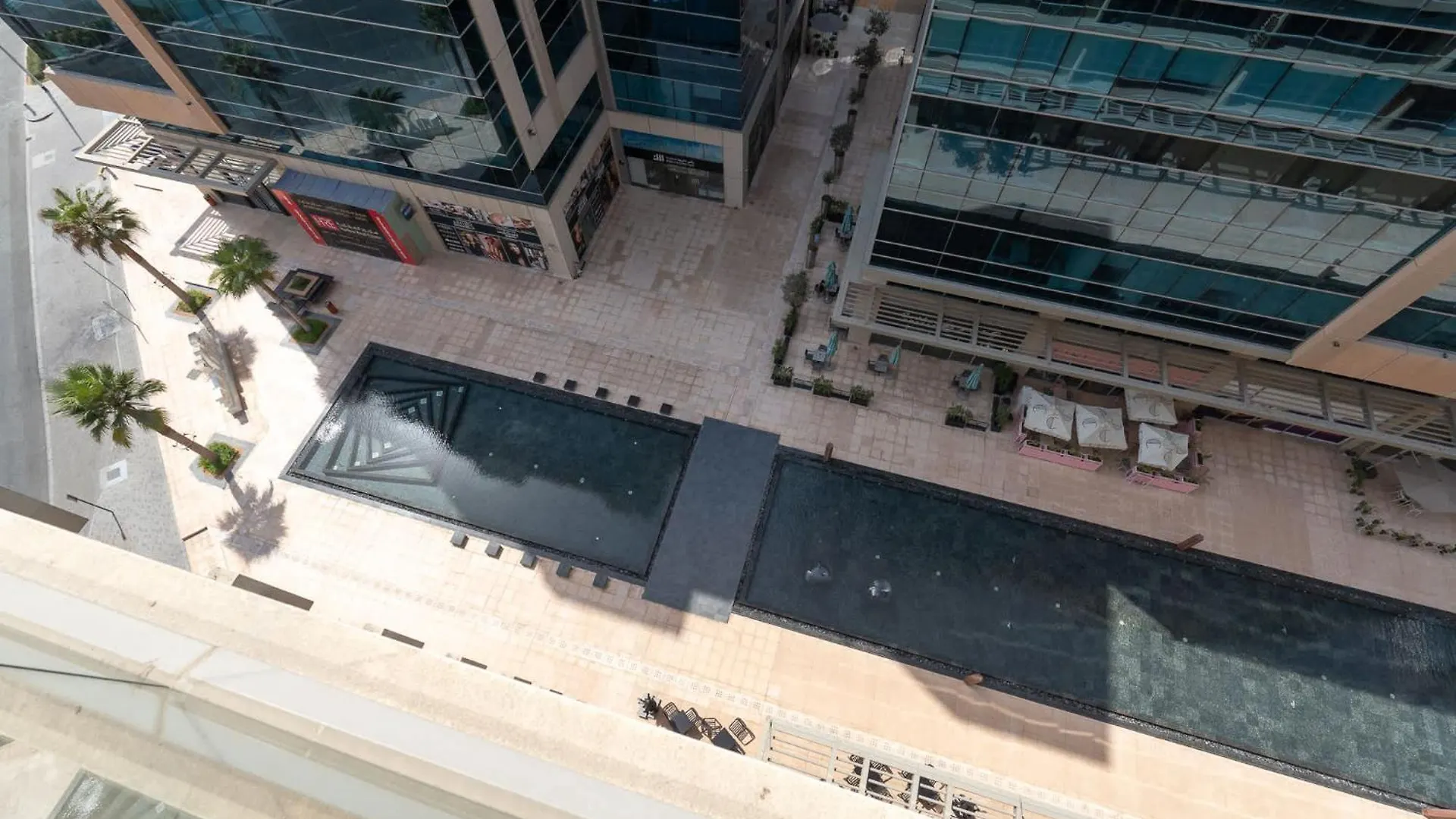 Glorious Studio With Easy City Access In Bay Square 9, Business Bay Dubai