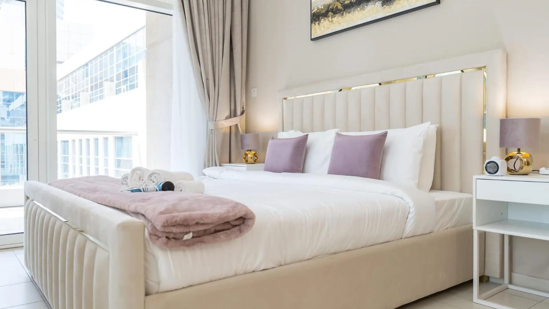 Glorious Studio With Easy City Access In Bay Square 9, Business Bay Dubai 0*,