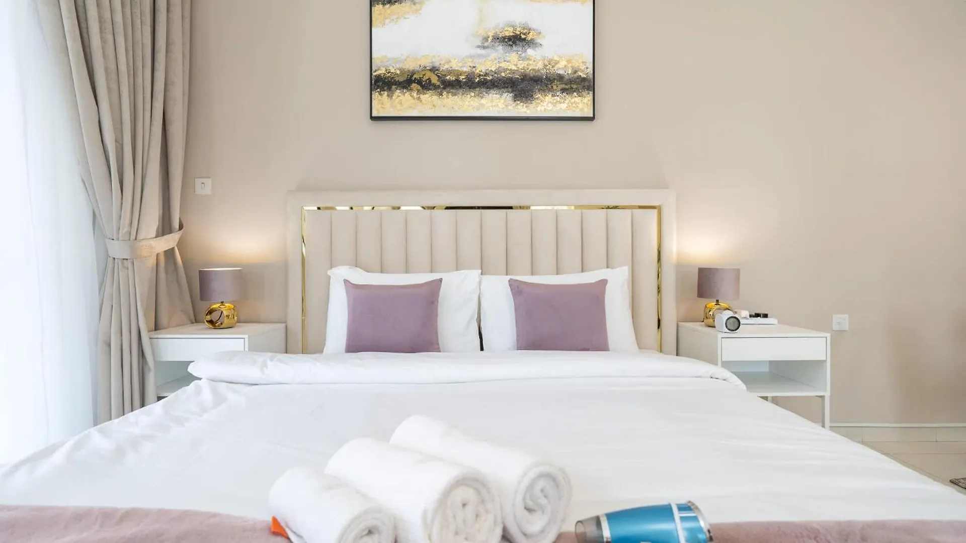 Glorious Studio With Easy City Access In Bay Square 9, Business Bay Dubai Apartment