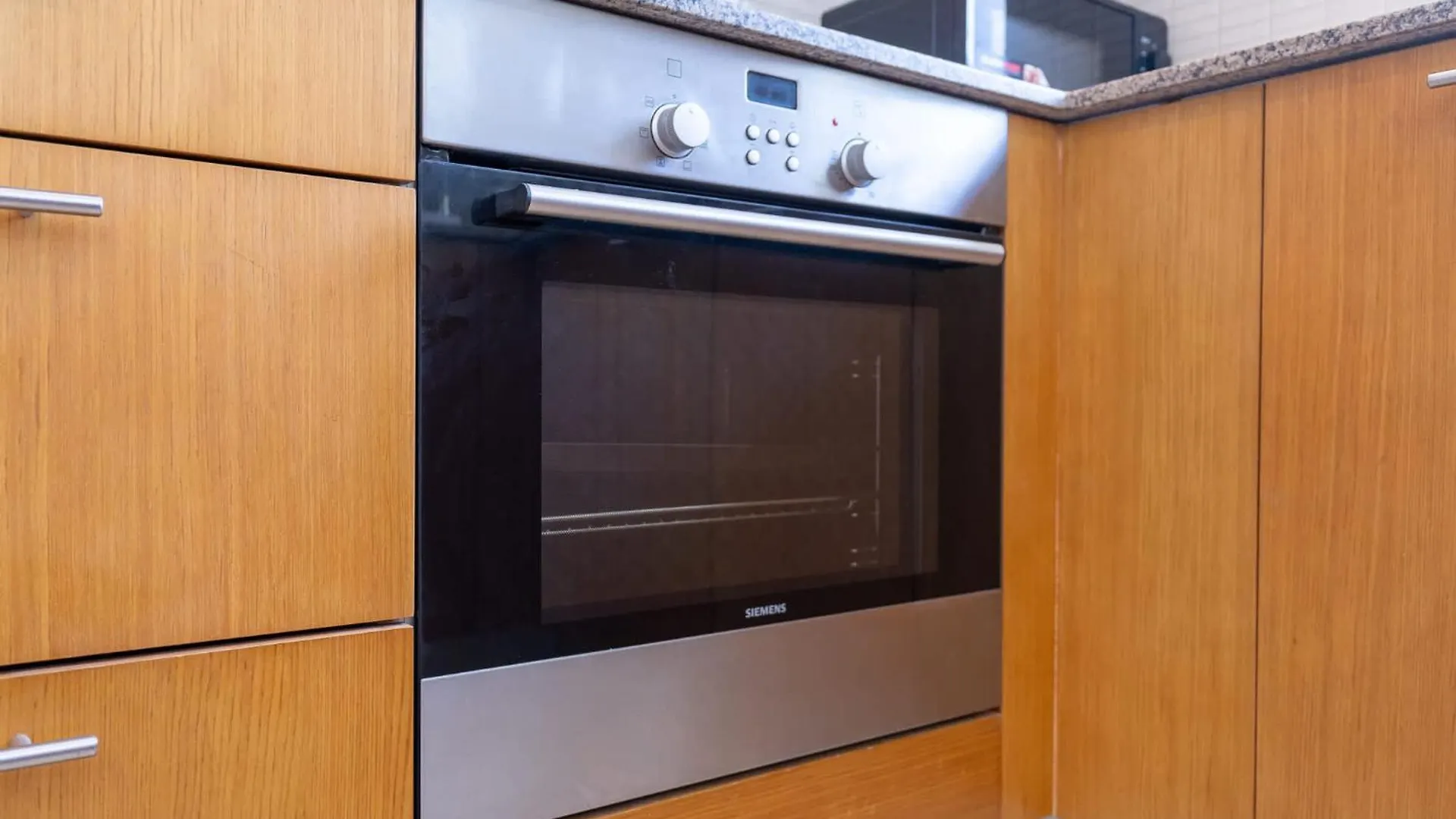 Glorious Studio With Easy City Access In Bay Square 9, Business Bay Dubai 0*,  United Arab Emirates