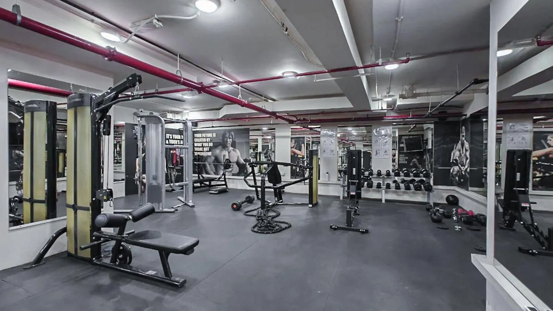 Glorious Studio With Easy City Access In Bay Square 9, Business Bay Dubai 0*,